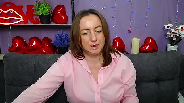 Snapshot of Abby_Taylorr chatting on March 7, 10:46 am Abby Taylorr online show from March 7, 10:46 am