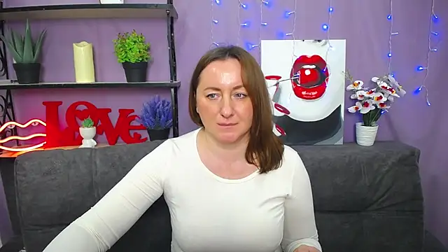 Snapshot of Abby_Taylorr chatting on March 13, 10:15 am Abby Taylorr online show from March 13, 10:15 am