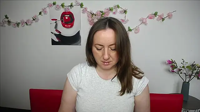 Snapshot of Abby_Taylorr chatting on November 16, 7:24 am Abby Taylorr online show from November 16, 7:24 am