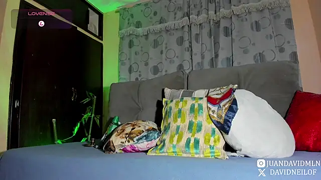 DavidNeill online show from April 8, 12:45 am