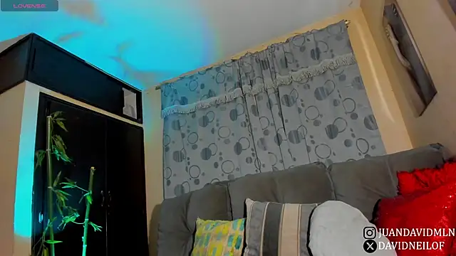 Snapshot of DavidNeill chatting on June 22, 11:46 pm DavidNeill online show from June 22, 11:46 pm