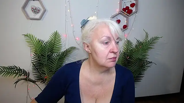 BlondyLeeBest online show from April 15, 6:23 pm
