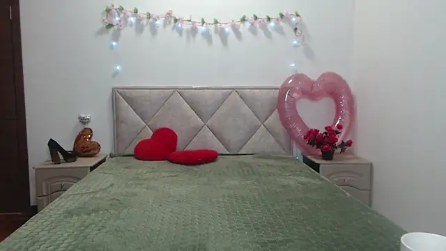 BlondyLeeBest online show from March 27, 7:37 pm