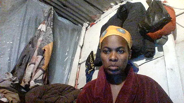 Snapshot of hairybushpussyxx1 chatting on November 5, 8:12 pm hairybushpussyxx1 online show from November 5, 8:12 pm