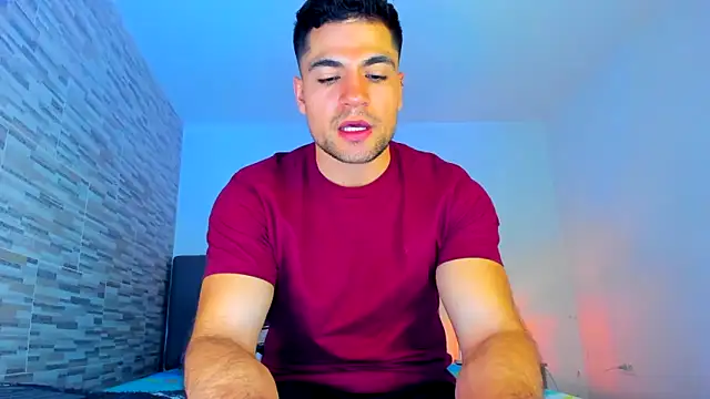 Snapshot of nicolas_herrera chatting on December 9, 2:34 am nicolas herrera online show from December 9, 2:34 am