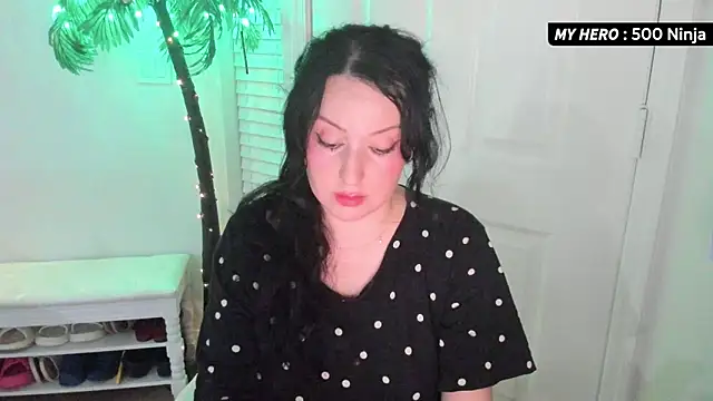 Vesaaa online show from October 18, 3:52 am