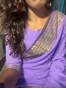 Snapshot of Indian-Squirt chatting on March 24, 7:25 pm Indian-Squirt online show from March 24, 7:25 pm