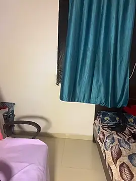 Snapshot of Indian-Squirt chatting on April 12, 3:37 pm Indian-Squirt online show from April 12, 3:37 pm