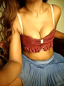 Snapshot of Indian-Squirt chatting on March 18, 7:01 am Indian-Squirt online show from March 18, 7:01 am