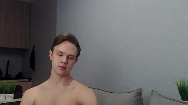 MartinMendez online show from April 12, 4:43 pm