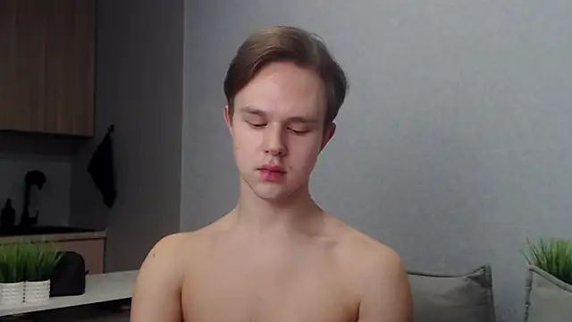 MartinMendez online show from December 19, 9:22 am