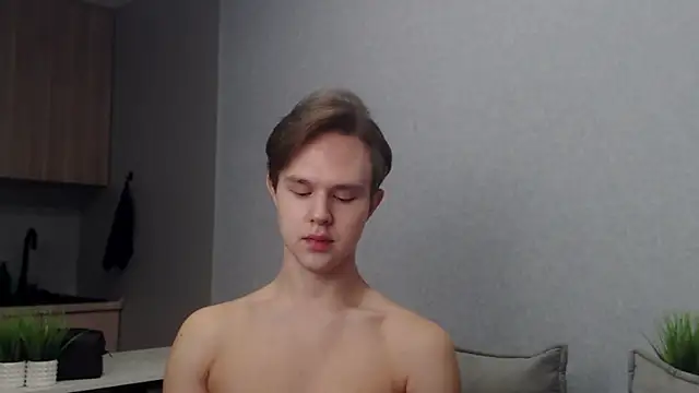 MartinMendez online show from December 16, 9:13 am