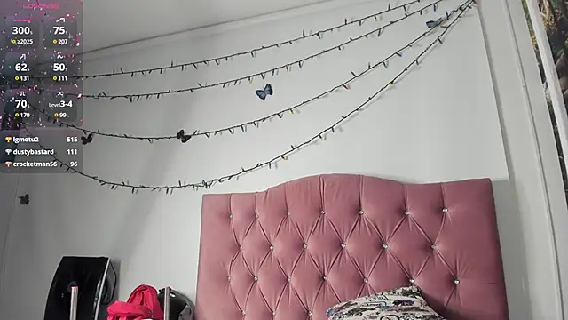 Snapshot of Lissa_Brow chatting on February 15, 2:26 am Lissa Brow online show from February 15, 2:26 am