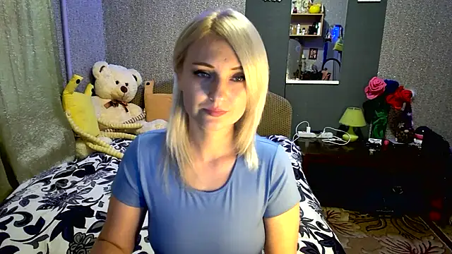 Snapshot of annagreeneyess chatting on June 20, 2:00 pm annagreeneyess online show from June 20, 2:00 pm