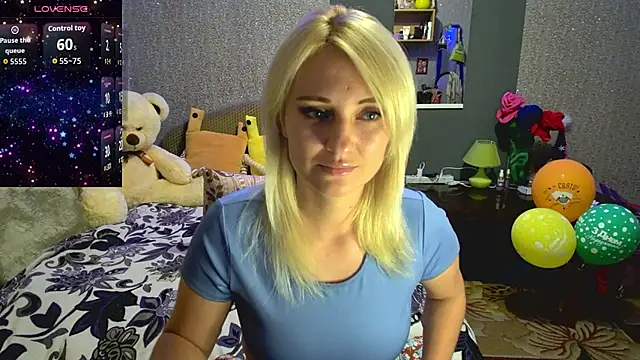 Snapshot of annagreeneyess chatting on July 12, 3:13 pm annagreeneyess online show from July 12, 3:13 pm