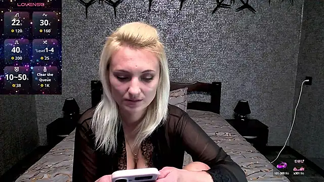 annagreeneyess online show from October 9, 11:00 am