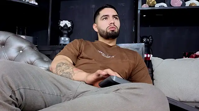 matteosantos online show from February 7, 12:02 pm