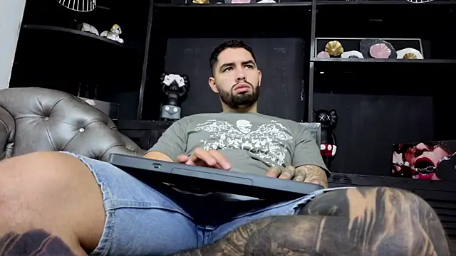 matteosantos online show from February 9, 12:14 pm