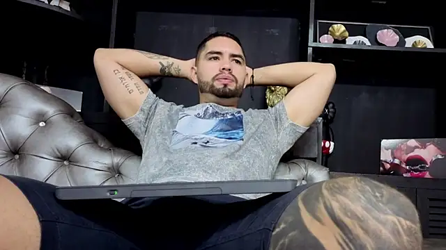 matteosantos online show from December 20, 10:40 am