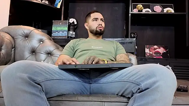 matteosantos online show from April 10, 12:01 pm