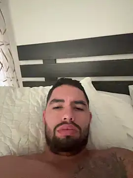 Snapshot of matteosantos chatting on November 19, 2:28 pm matteosantos online show from November 19, 2:28 pm