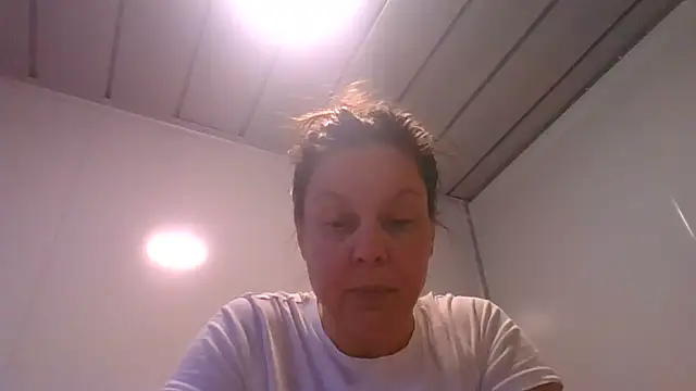 fulloferotic online show from April 19, 5:36 pm
