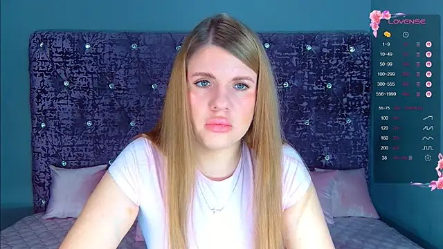 NoraBigAss online show from February 22, 2:14 am