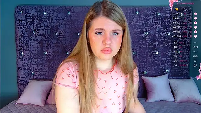 NoraBigAss online show from February 19, 2:52 am