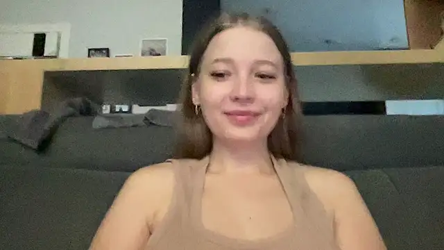 CharmingSarah online show from July 30, 4:06 pm