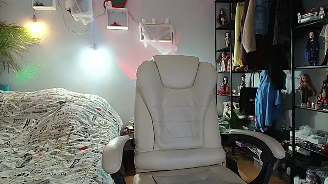 NicoleCortez online show from January 14, 2:59 am