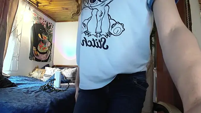 NicoleCortez online show from May 21, 12:35 pm