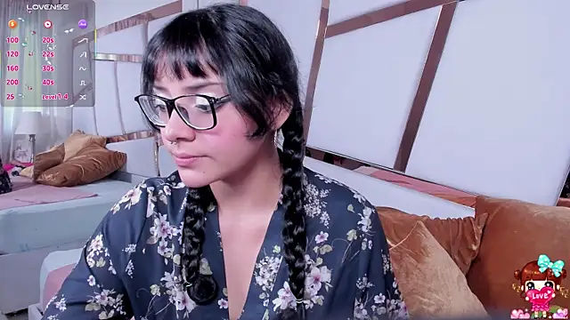 lucyycy online show from September 18, 5:10 am