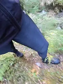 Papiercedbisex online show from April 8, 6:15 am