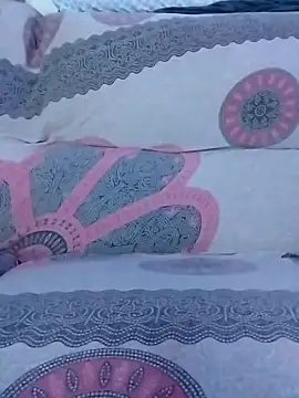 Snapshot of LoGaNfree88 chatting on December 4, 1:04 am LoGaNfree88 online show from December 4, 1:04 am