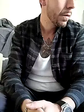 LoGaNfree88 online show from February 11, 10:14 am