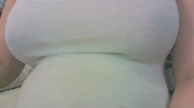 Snapshot of keepmepregnantT chatting on March 17, 12:14 pm keepmepregnantT online show from March 17, 12:14 pm