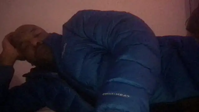 Snapshot of Freaky_dickey chatting on November 6, 1:15 pm Freaky dickey online show from November 6, 1:15 pm