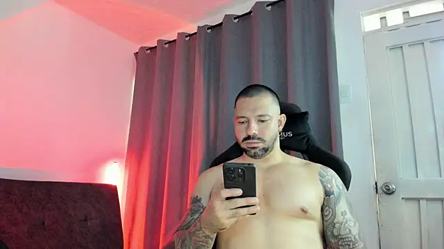 Snapshot of Pierre_Vidal chatting on July 11, 7:14 pm Pierre Vidal online show from July 11, 7:14 pm