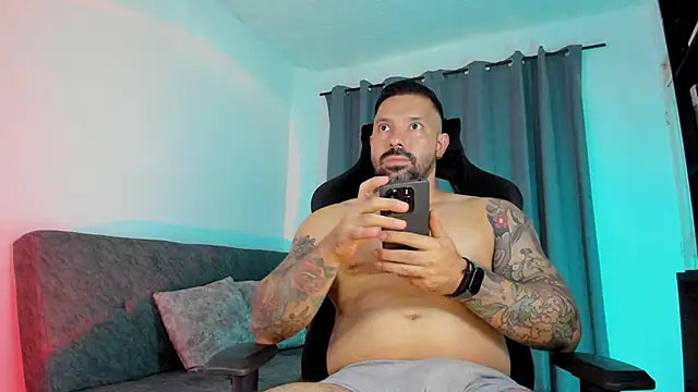 Pierre Vidal online show from March 3, 9:00 pm