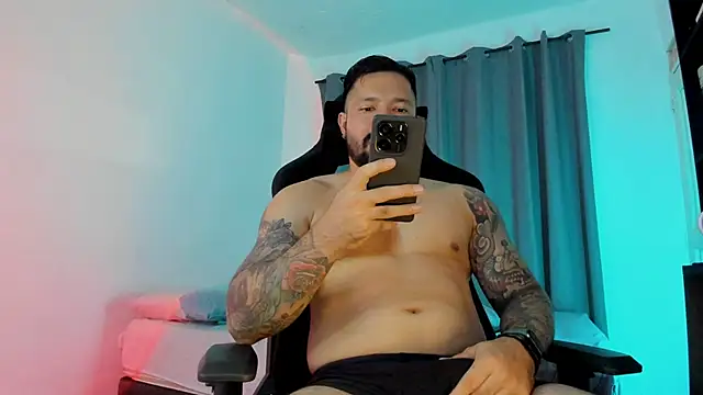 Pierre Vidal online show from March 9, 1:09 am