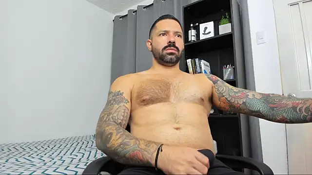 Snapshot of Pierre_Vidal chatting on March 22, 2:36 pm Pierre Vidal online show from March 22, 2:36 pm