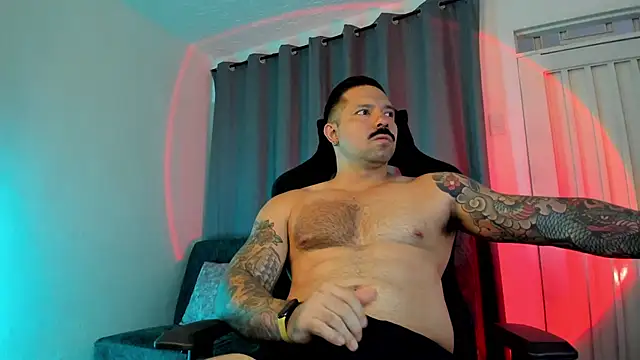 Snapshot of Pierre_Vidal chatting on September 12, 10:42 pm Pierre Vidal online show from September 12, 10:42 pm