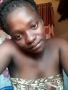 Snapshot of shape30 chatting on October 21, 8:03 am shape30 online show from October 21, 8:03 am