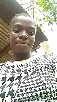 Snapshot of shape30 chatting on March 2, 12:47 pm shape30 online show from March 2, 12:47 pm