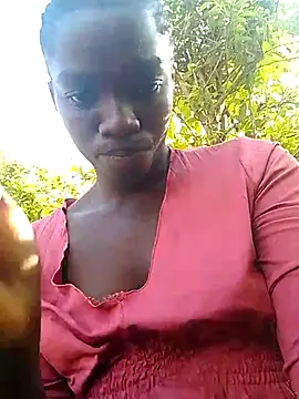 Snapshot of shape30 chatting on January 13, 1:49 pm shape30 online show from January 13, 1:49 pm