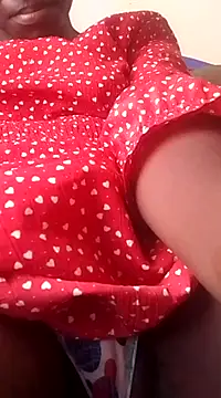 Snapshot of shape30 chatting on February 14, 11:31 am shape30 online show from February 14, 11:31 am