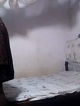 Snapshot of shape30 chatting on January 14, 4:47 am shape30 online show from January 14, 4:47 am