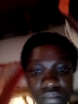 Snapshot of shape30 chatting on February 23, 5:34 am shape30 online show from February 23, 5:34 am