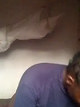 Snapshot of shape30 chatting on January 12, 4:42 am shape30 online show from January 12, 4:42 am