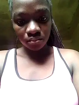 Snapshot of shape30 chatting on November 29, 5:29 am shape30 online show from November 29, 5:29 am